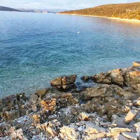 Maslinica 774b * Grohote